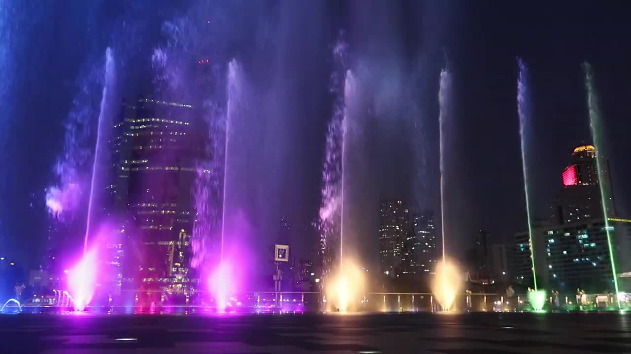 Icon Siam Largest Water Feature in South East Asia! #bangkok #thailand #iconsiam #fountainshow