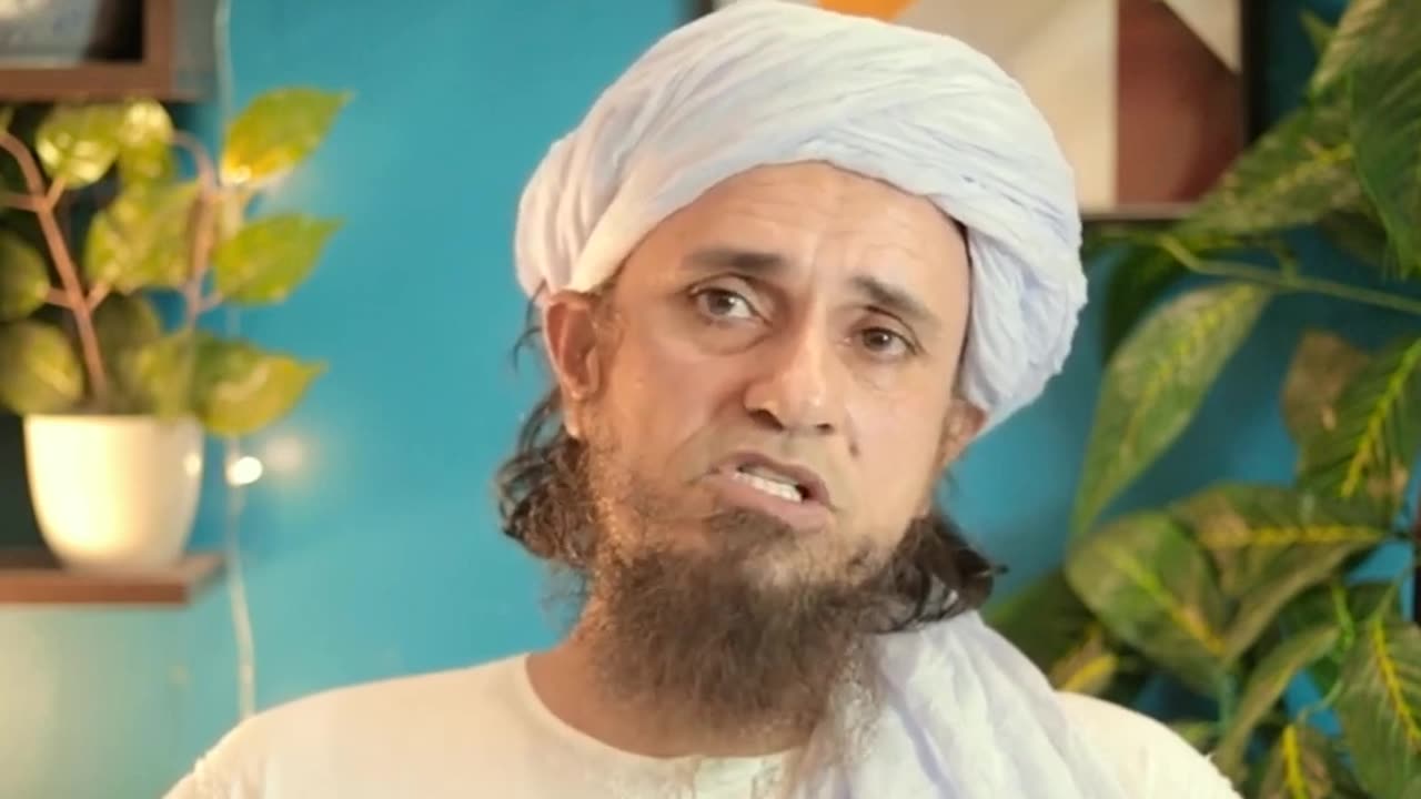 Mufti Tariq Masood. Short video