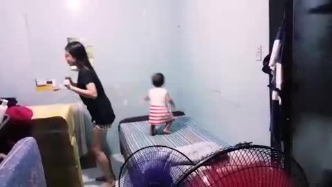 My baby messing her aunt while tiktoking..