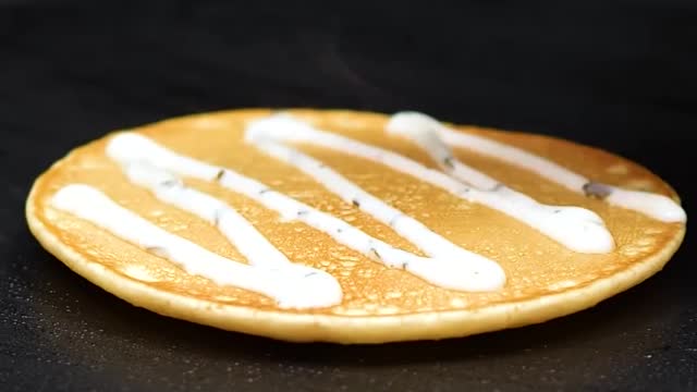 25 AMAZING FOOD TRICKS FOR THE WHOLE FAMILY