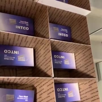 20200327文贵先生GETTR³：CCP病毒肆虐，曼哈顿大街上空无一人，法治基金工作人员依然在给战友寄送口罩物资！