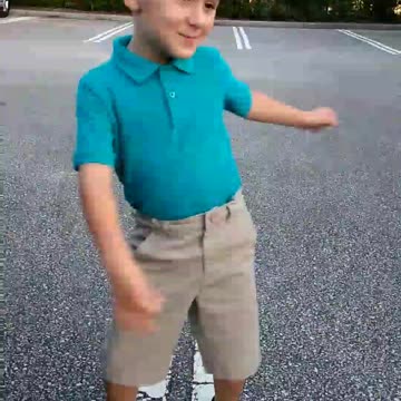 White Boy Dancing * Too Funny!