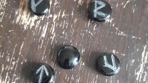 Daily rune reading