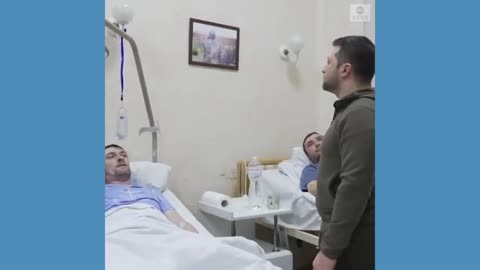 Zelenskyy visits military hospital