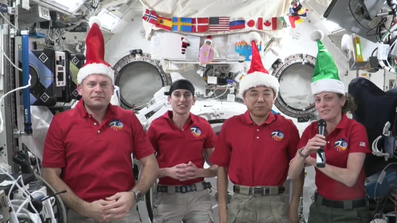 Happy Holidays from the Expedition 70 Crew