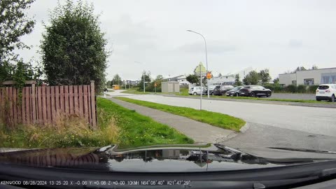 Driving in Reykjavik 28.8.24