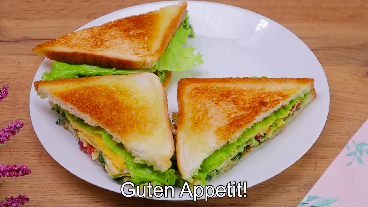 These sandwiches will be off the table in 1 minute! Super quick avocado recipe!