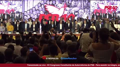 Lula e Alckmin cantam hino "A Internacional Socialista" - em que país eles vivem?