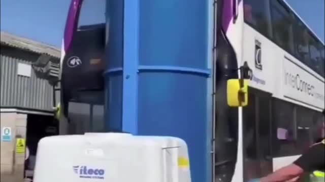 Machines used to quickly wash buses