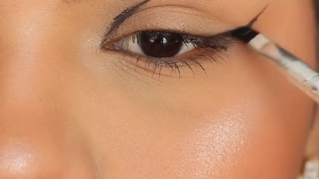 Eye line
