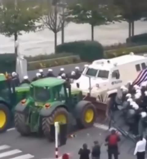 10 seconds long. French farmers. Incredible.
