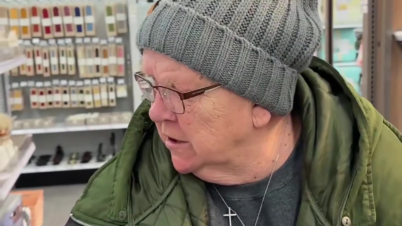 ANGRY GRANDMA GOES TO STORE! 👵🏼🛒