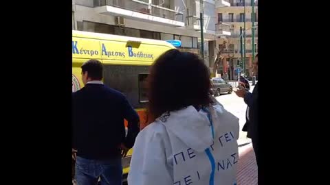 ΛΙΠΟΘΥΜΙΑ ΤΟΥ ΝΙΚΟΥ ΑΠΕΡΓΟΥ ΠΕΙΝΑΣ - ΥΓΕΙΟΝΟΜΙΚΟΥ ΣΕ ΑΝΑΣΤΟΛΗ ΕΞΩ ΑΠΟ ΤΟ ΥΠΟΥΡΓΕΙΟ ΥΓΕΙΑΣ-942022