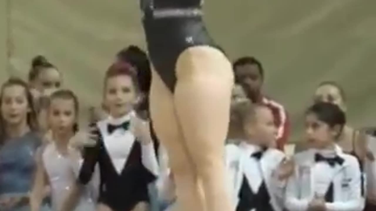 Katelyn Ohashi Piso 🍑