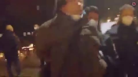 Reporter geriet in Polizeimangel