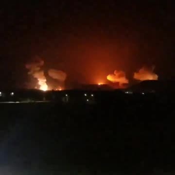 US and UK attacking Yemen