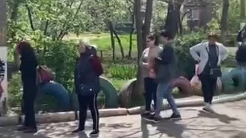 V Mariupolu se do škol vrátila ruština