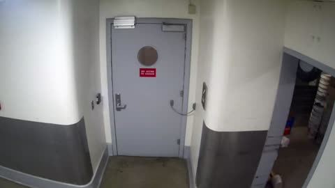 6128RHOBSBRSBST4Stairwell4_2021-01-06_12h00min01s340ms.mp4