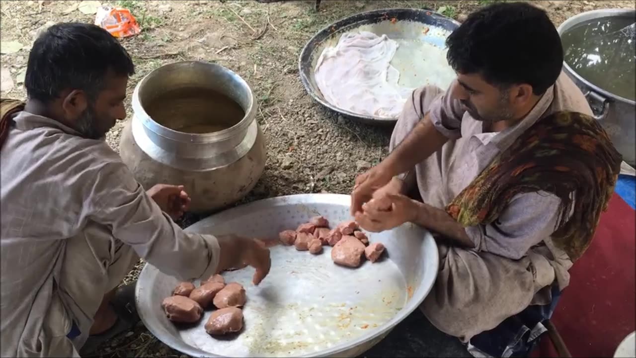 Kashmir | Wazwan - in making