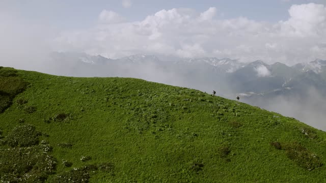 4K High Mountains - Beautiful Nature Footage