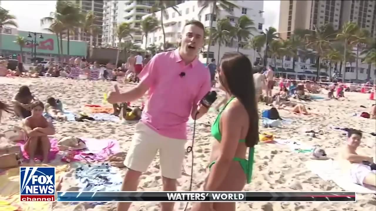 Reporter Speechless As Young Spring Breakers DESTROY Biden For 5 Minutes Straight: 'We Love Trump!'