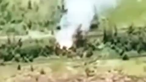 An entire battery of 4x MSTA-S guns taken out by HIMARS missiles 💥💥💥💥