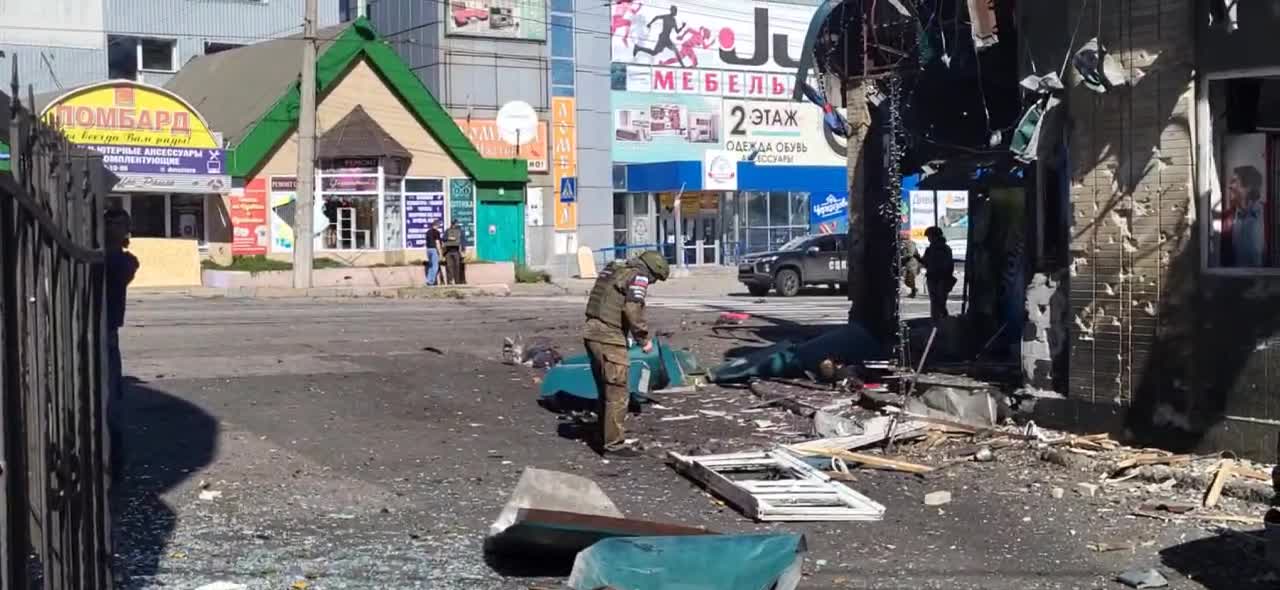 Another Donetsk shelling aftermath footage