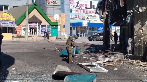 Another Donetsk shelling aftermath footage