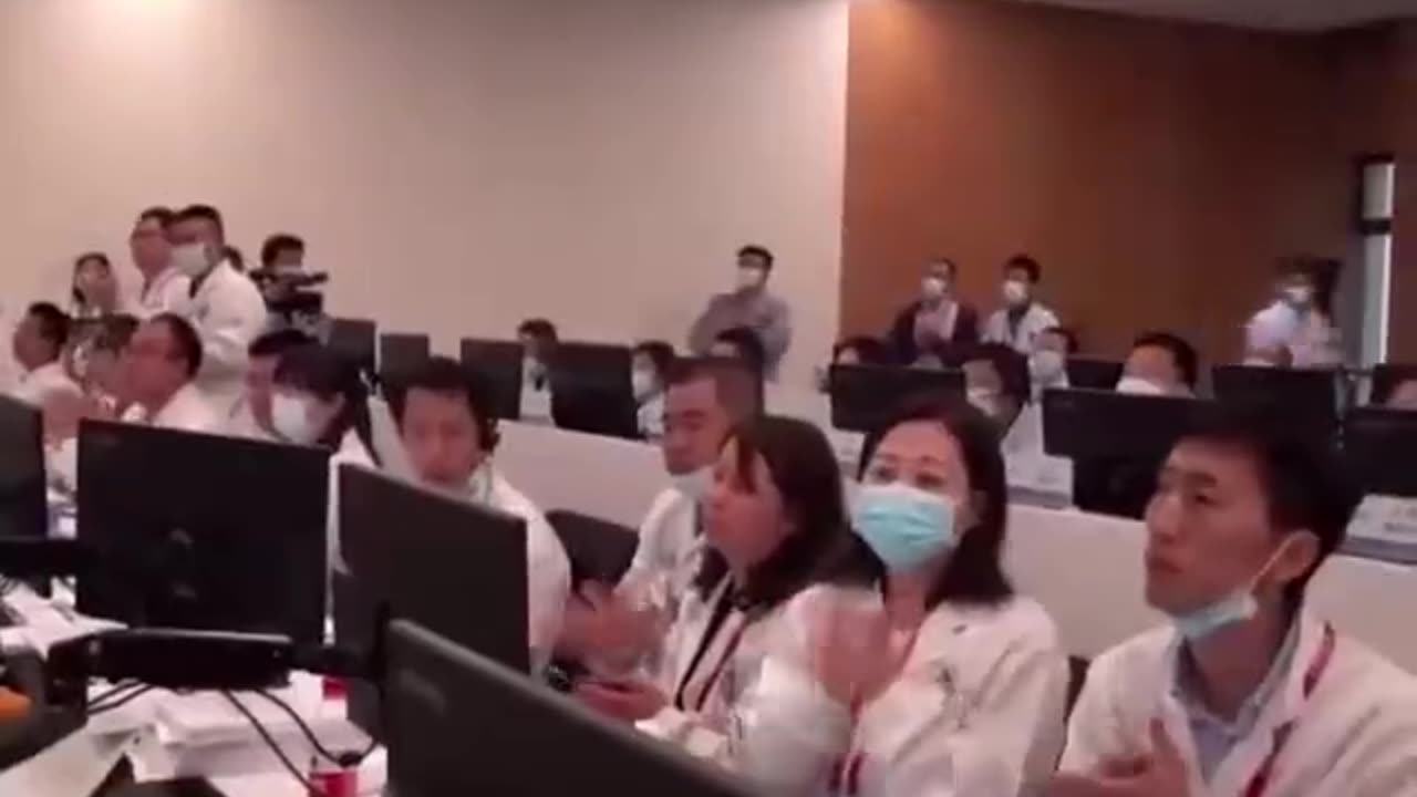 Chinese Mars landing. NASA fakes it better.