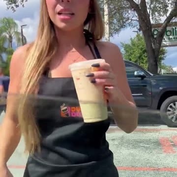 Who likes cream in their coffee. 🙈❤️