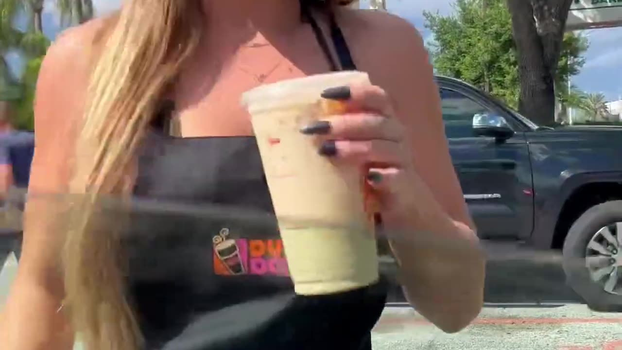 Who likes cream in their coffee. 🙈❤️