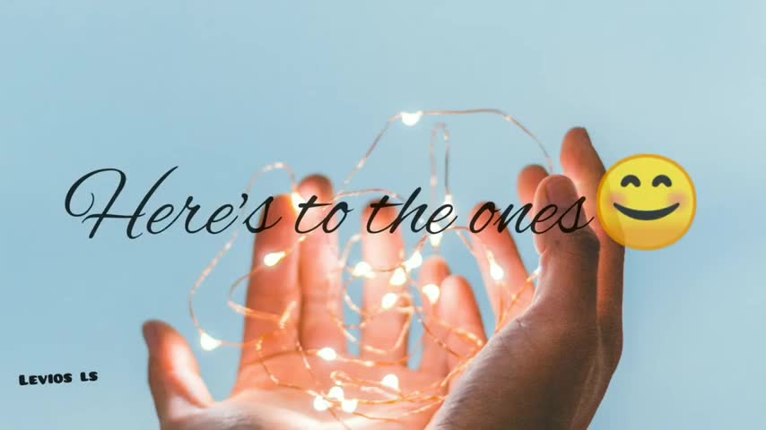 Short song ( Engliwesh song) 🎵 [W Lyrics] 30 seconds song - Memories ~ Maroon 5