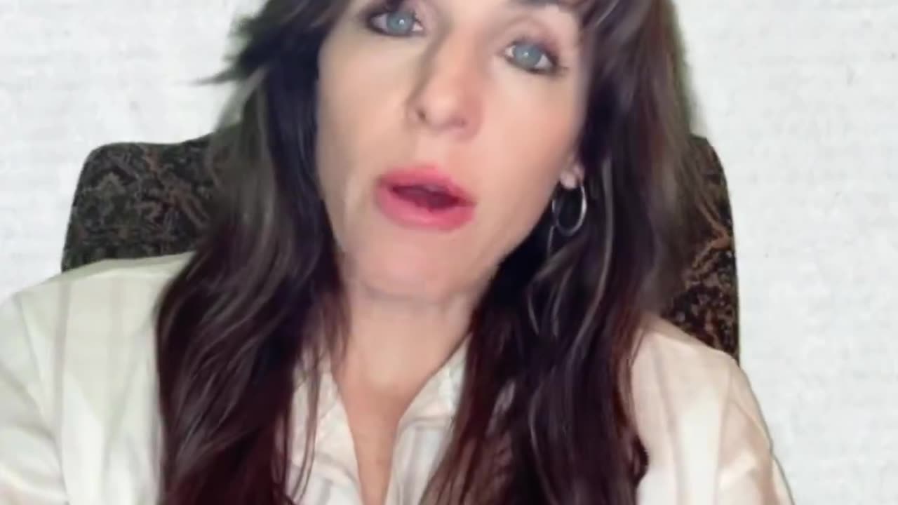 Conservative Momma Explains How Donald Trump Will Be a "Dictator"