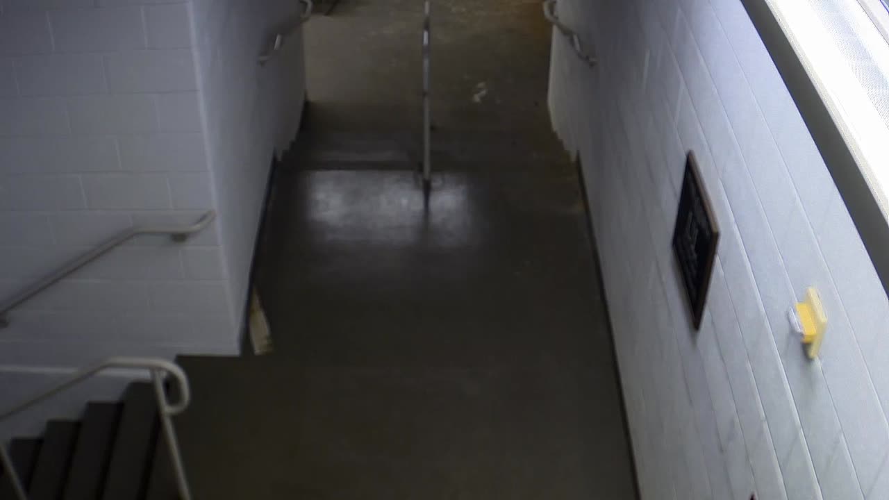 7187CVCULStair45North_2021-01-05_20h00min01s890ms.mp4