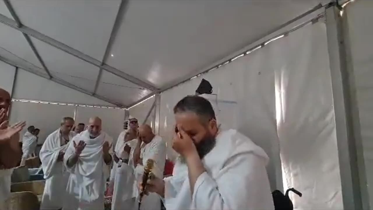 Prayers at Arafat: Invocation Against the Criminal Bashar al-Assad