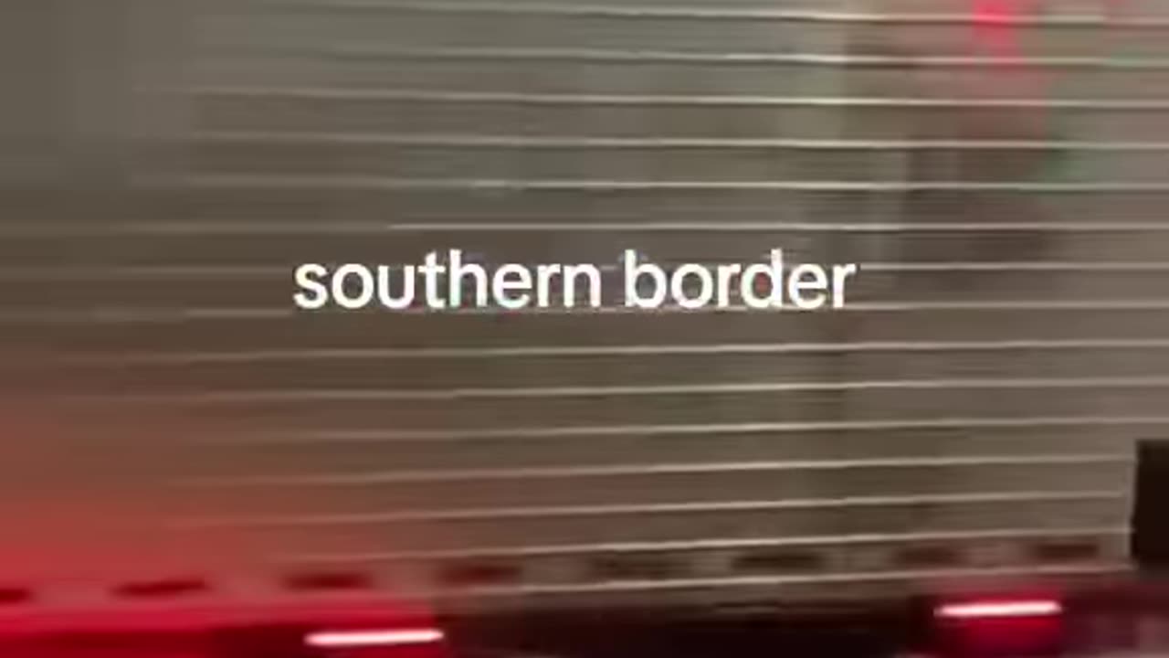 BREAKING – Large Convoy of Trucks Breach U.S Border Patrol Check Point in Arizona