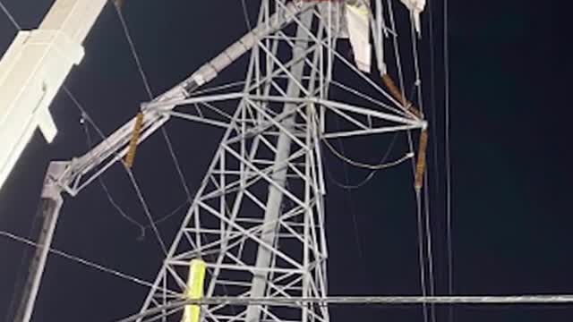 A small plane dangled 100 feet in the air after hitting a power tower in Maryland