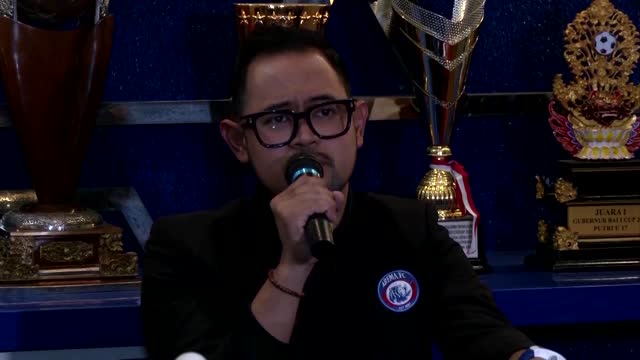 Arema FC boss takes 'full responsibility' for crush