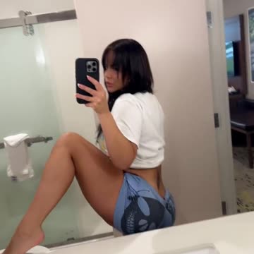 Blue mini skirt 💙