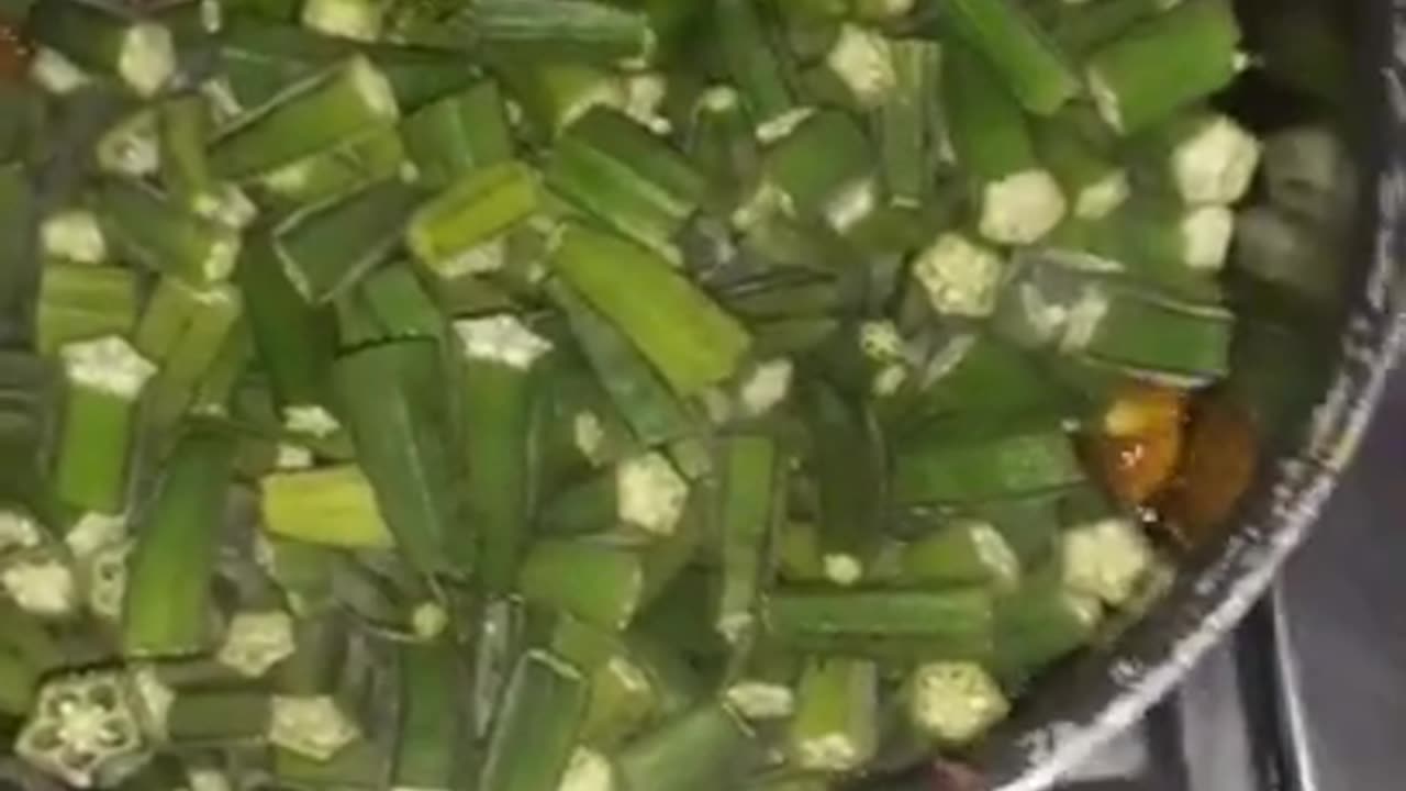 bhindi masala | dhaba style masalydar bhindiya | by fiza farrukh