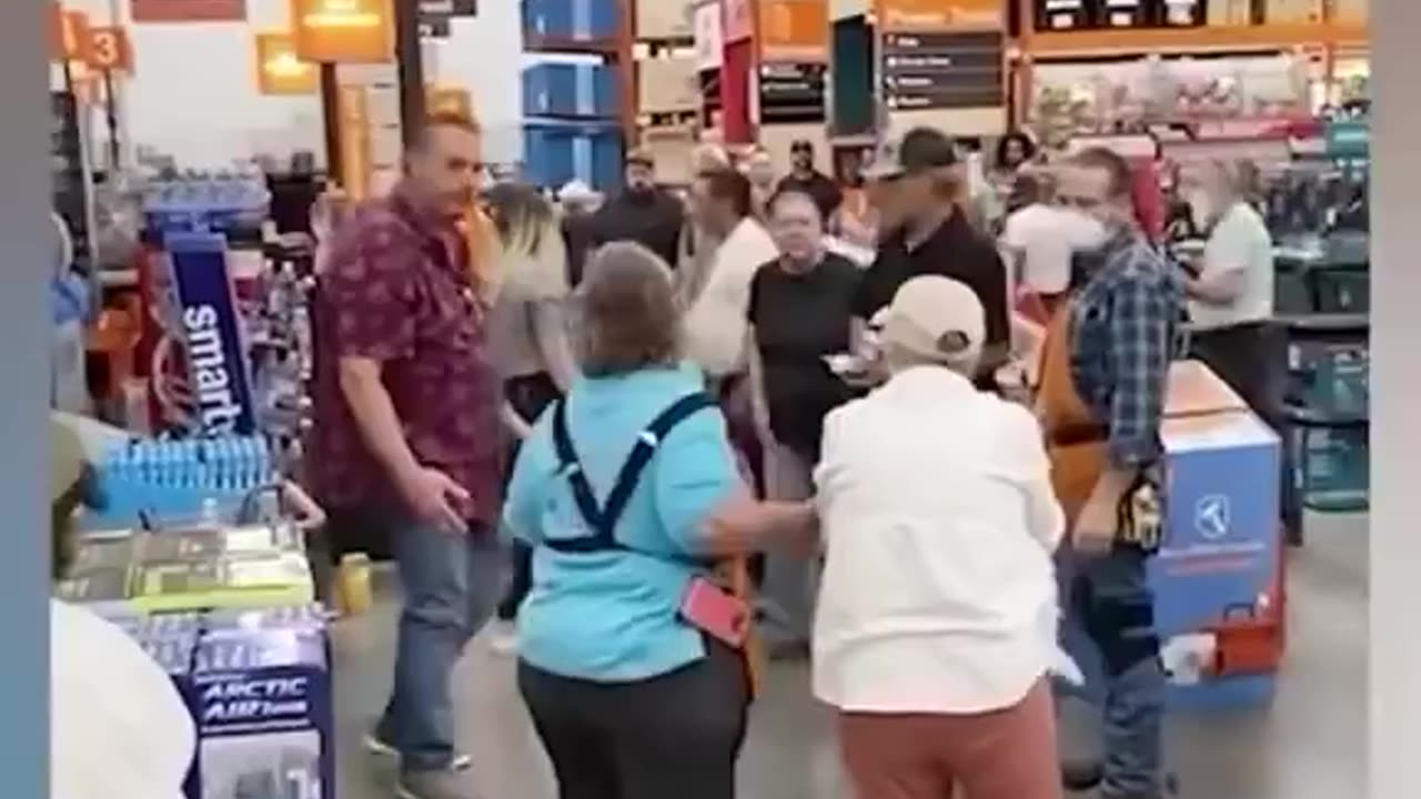 Karen Dog's Fight In Home Depot