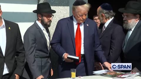 Donald Trump wore a kippah as he visited the tomb of the Chabad Hasidic