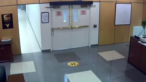 3902PSQB06LobbyReceptionArea_2021-01-06_11h40min01s357ms.mp4