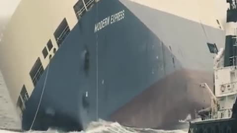 Big ship crash ||big ship stupid captain mistakes