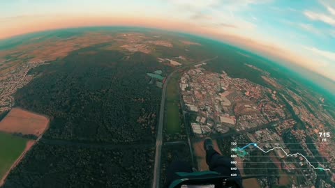 catch a balloon midflight - Paramotor