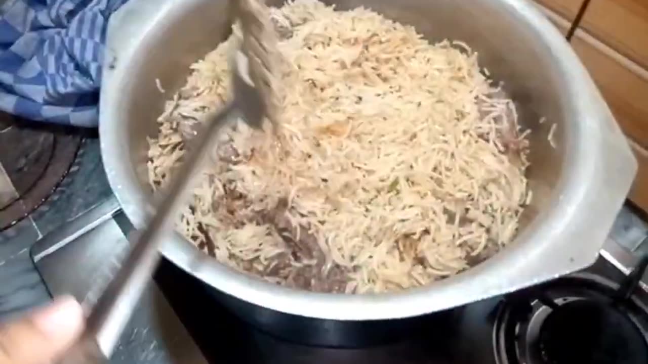 Tasty Beef Pulao Recipe By Gul ka Kitchen