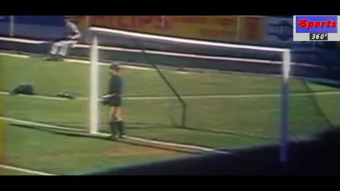 Pele - Top 10 Impossible Goals Ever