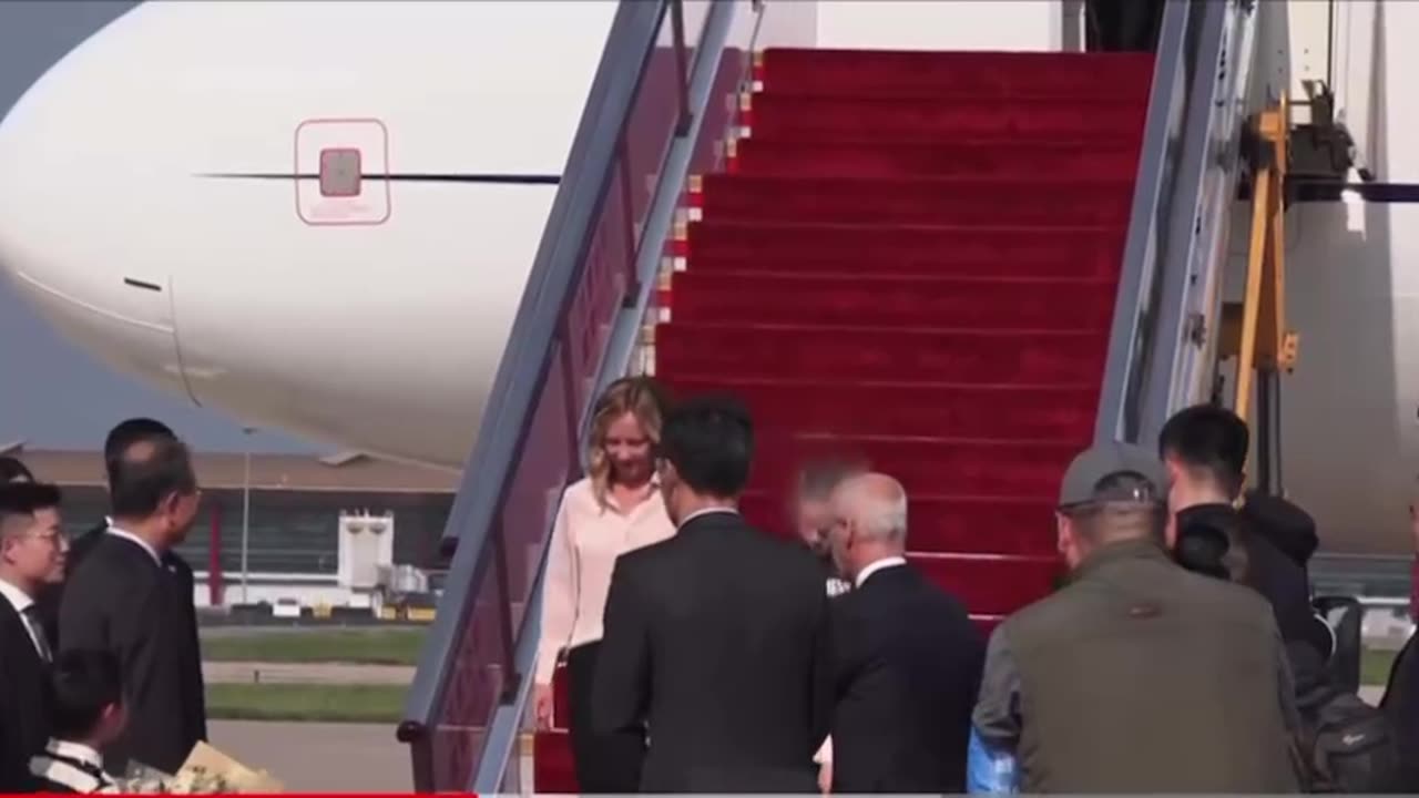 Italian PM arrives in China for her first official visit