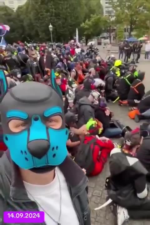 Κάποιοι προσπαθούν να μας το επιβάλλουν ως "νέα κανονικότητα" !