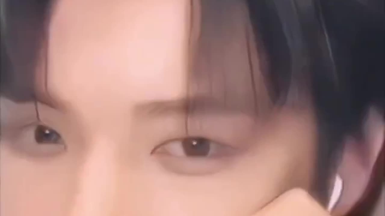 Zhouyiran is my cute man